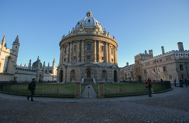 Doesn't Oxford look like a university?