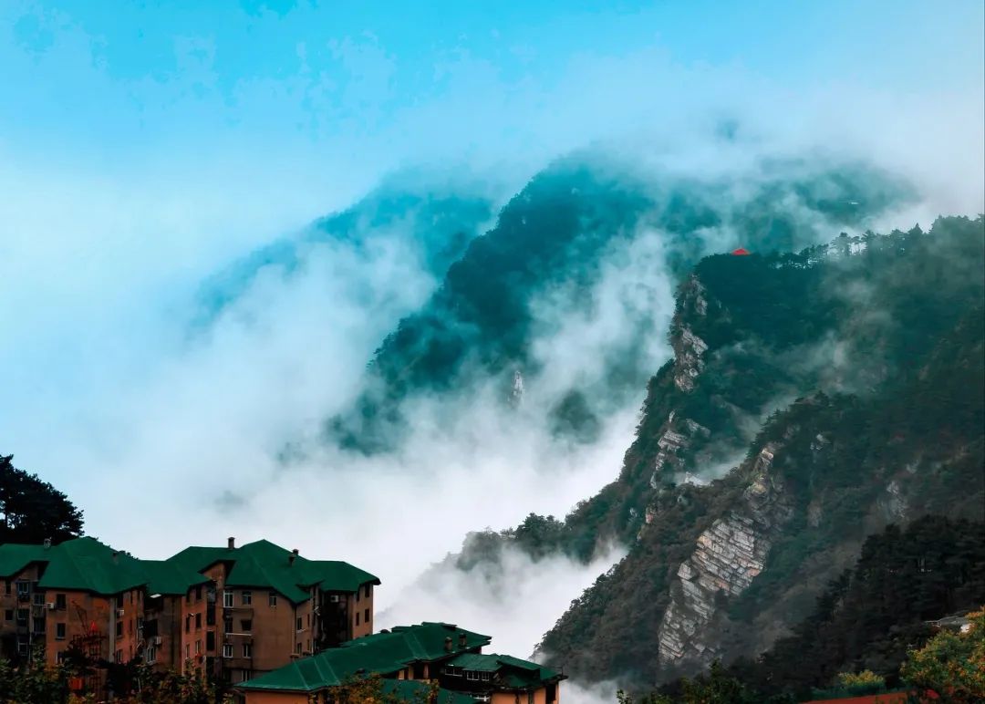 When traveling during the Spring Festival, which unique cableways in China are worth a ride?