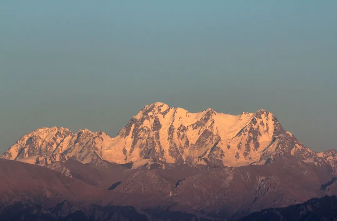 Viajes del oso blanco a Xinjiang