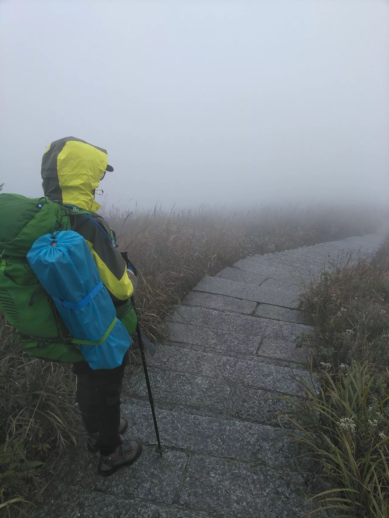 最爱那抹黄，深秋的武功山徒步之旅