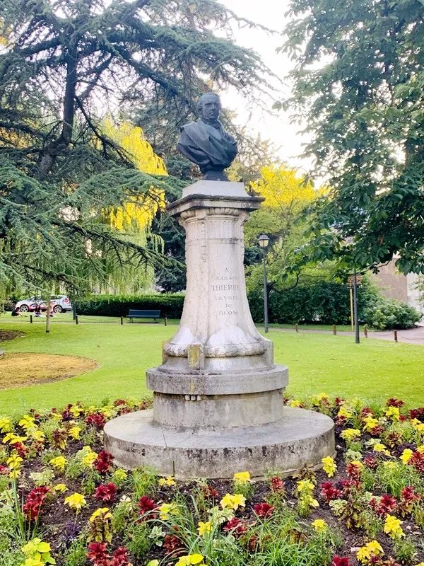 Paisaje del sur de Francia ~ Ciudad de Blois