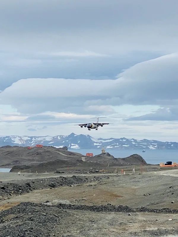 Flying Over Drake ~ Antarctic Adventure Day 4