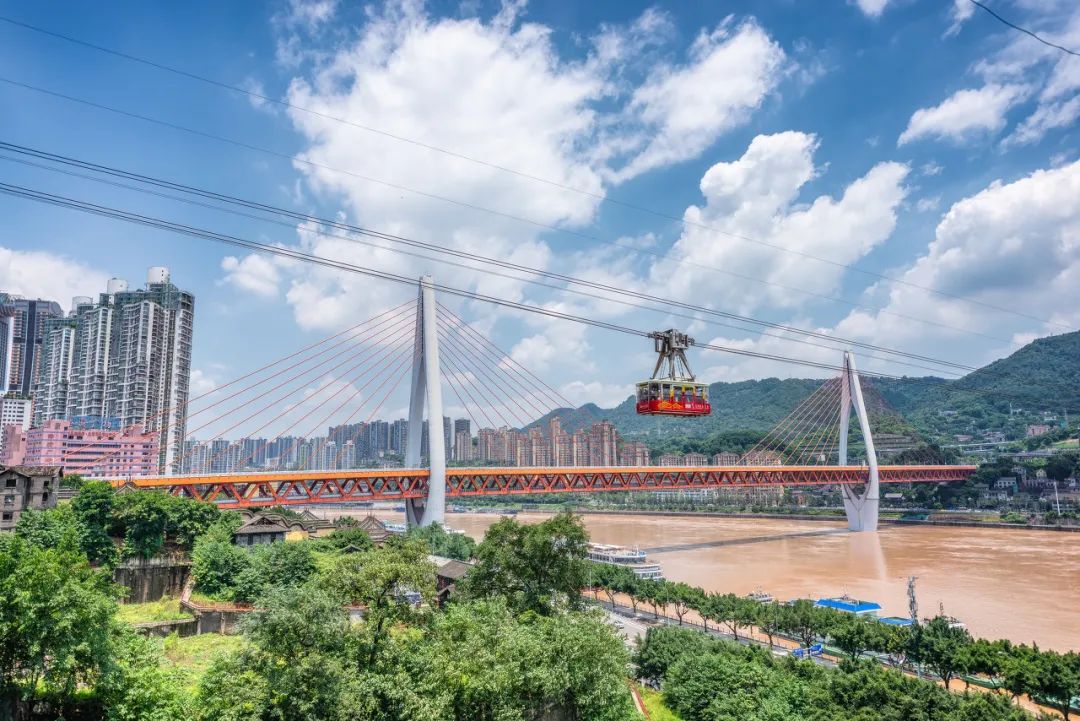 When traveling during the Spring Festival, which unique cableways in China are worth a ride?