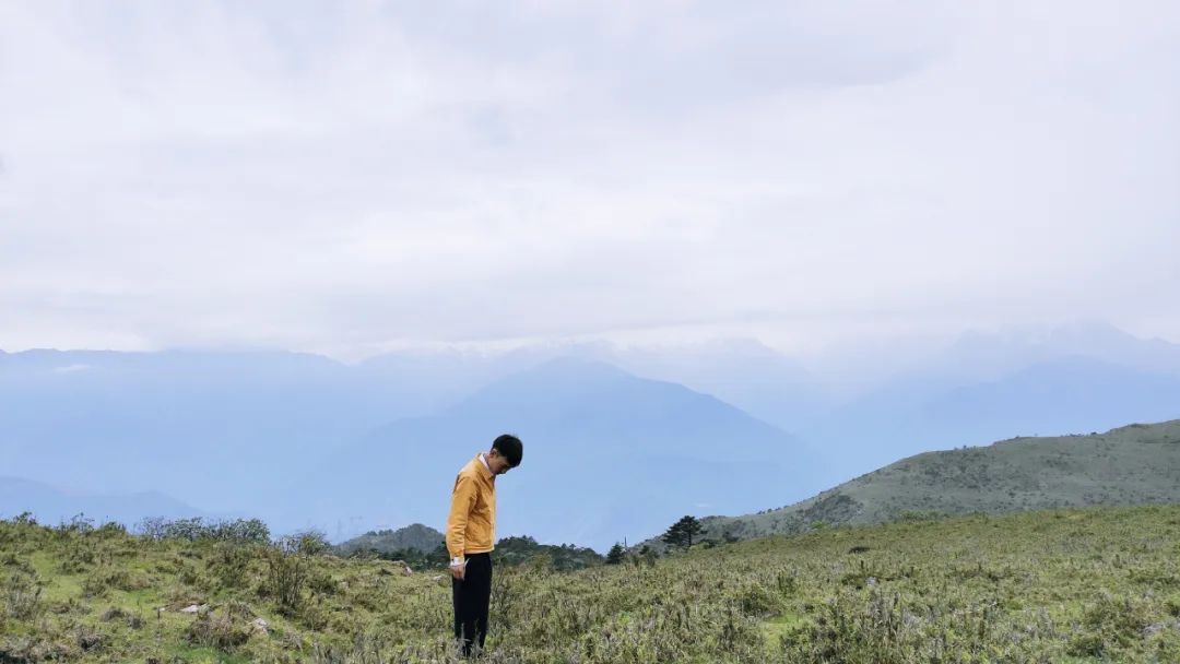 홍옌딩 여행: 안녕하세요 사장님, 한 병 주세요~ 하하하하