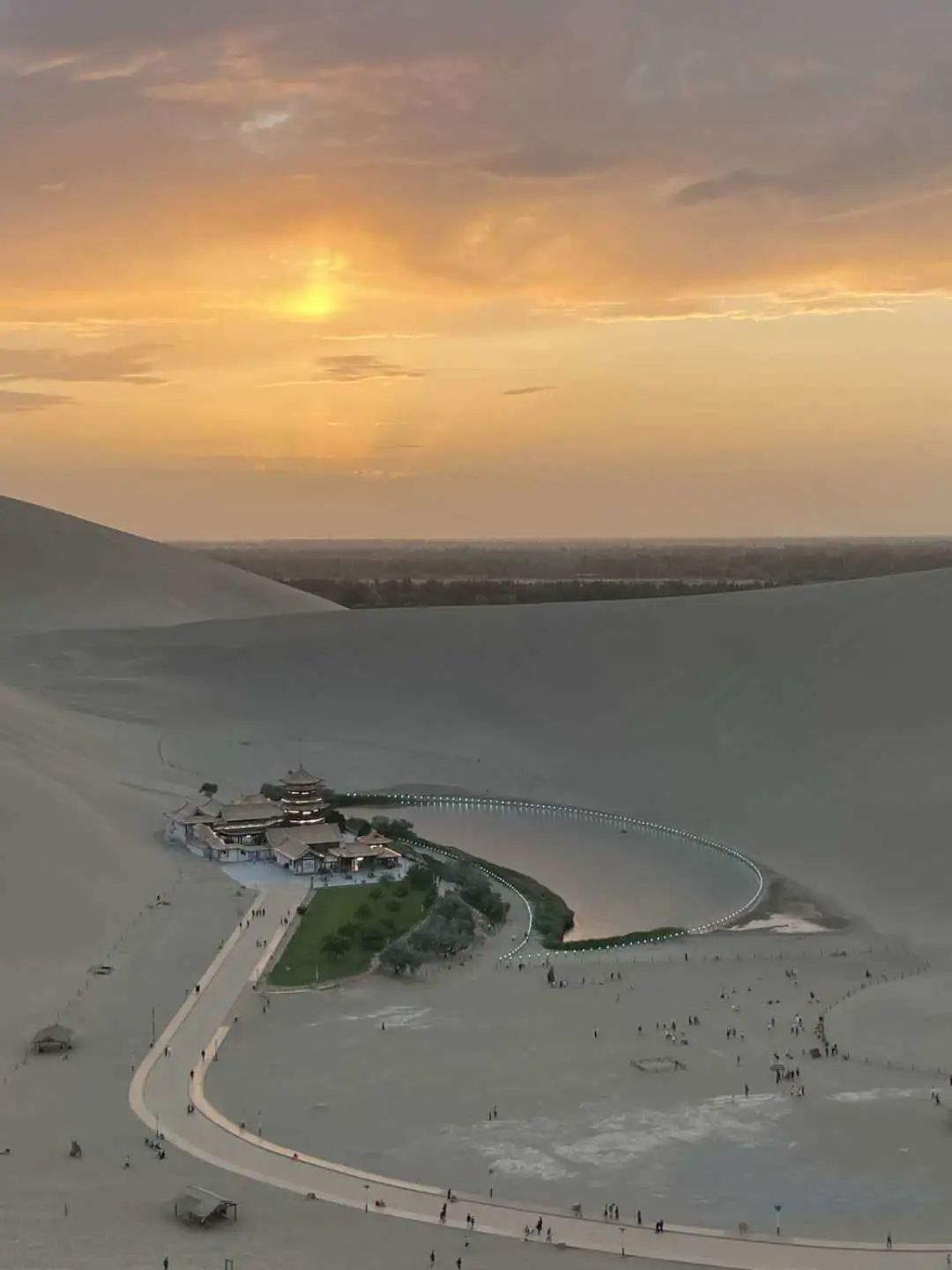 [Los viajes de Keke al Noroeste 1] Dunhuang es muy divertido