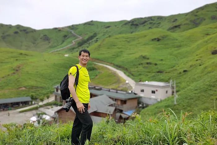 Travel Notes | He Jiajin: Journey to East Lion Mountain at Yuanyang Grassland