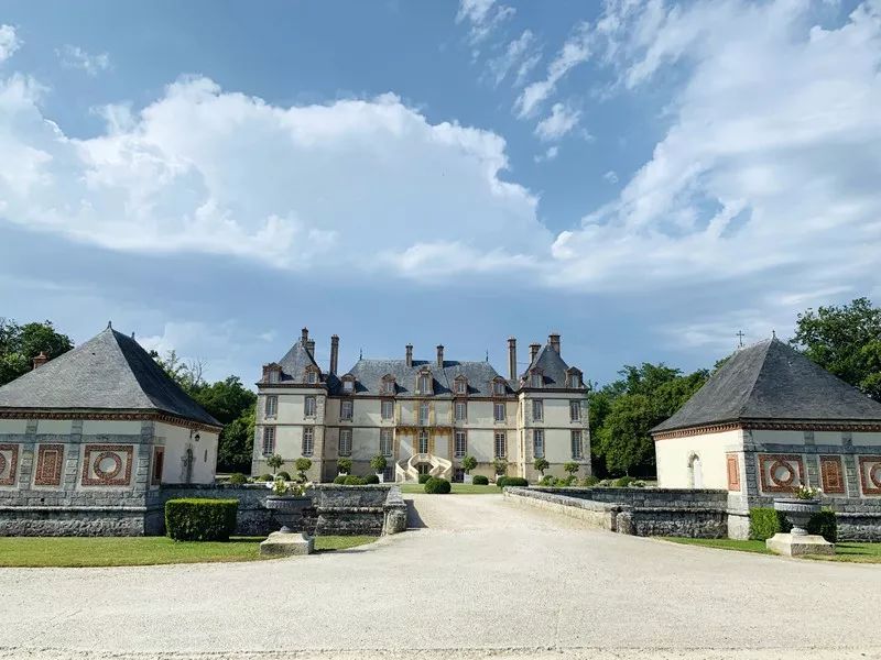 Paisajes del sur de Francia ~ Vivir en un gran castillo