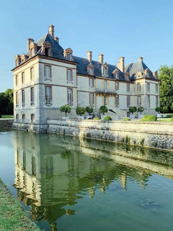 Paisajes del sur de Francia ~ Vivir en un gran castillo