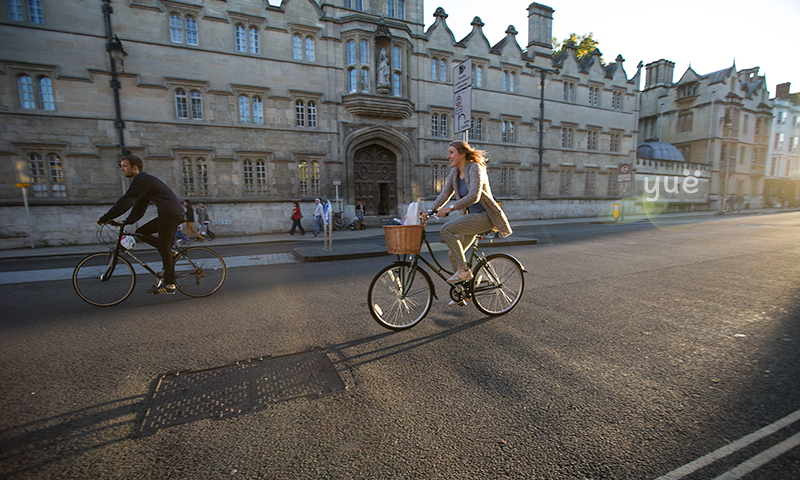 Doesn't Oxford look like a university?