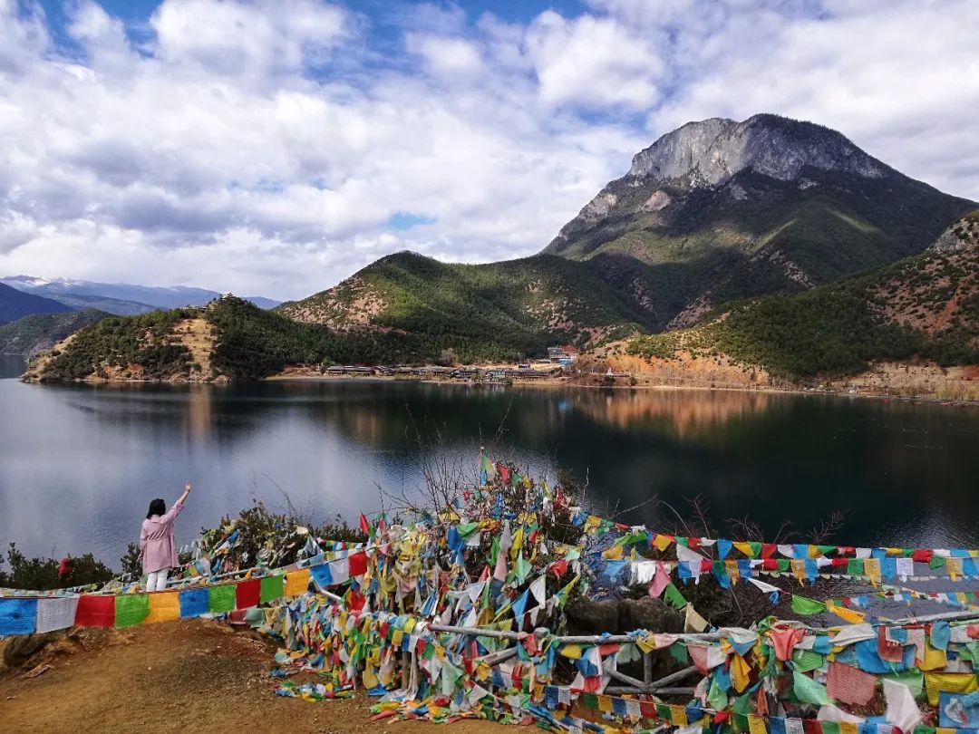 Lago Lugu - En busca del país de las chicas soñadoras (1)