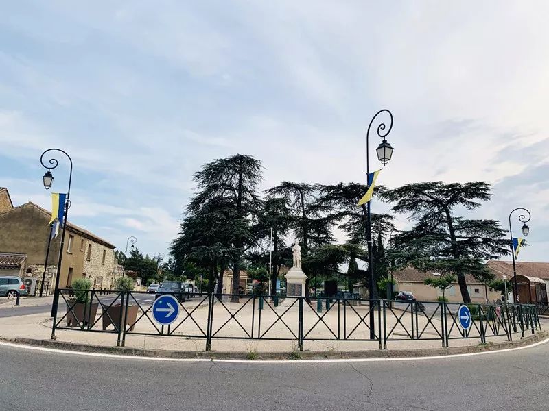 Paisaje del sur de Francia ~ Saint Laurent de Albre