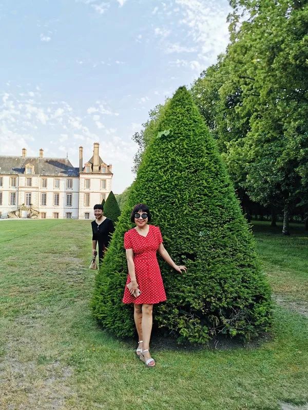 Scenery of Southern France ~ Living in a big castle