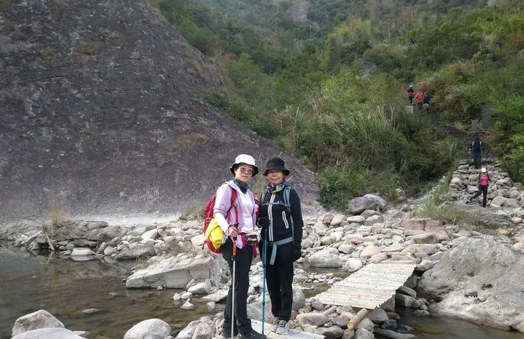 Yandang Mountain Immortal Bridge Crossing