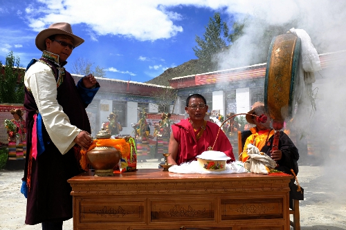 "티베트 향, 기, 라마 사원" DAY3 티베트의 기원을 탐험하기 위해 산난으로 이동