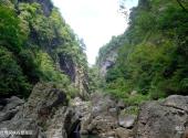 洪江雪峰山风景区旅游攻略 之 岩鹰洞峡谷景观区