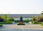 邳州李超时烈士纪念馆旅游攻略 之 李超时铜像广场
