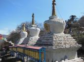 西藏卡久寺旅游攻略 之 白塔