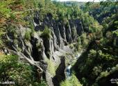 长白山景区旅游攻略 之 火山熔岩峡谷