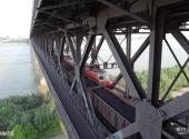 武汉长江大桥旅游攻略 之 铁路桥面