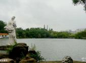 雷州西湖公园旅游攻略 之 采珠女雕塑