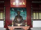 上海召稼楼古镇旅游攻略 之 叶宗行铜像