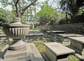 澳门旧基督教坟场旅游攻略 之 墓地