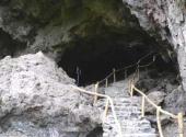 宁安火山口森林公园旅游攻略 之 岩洞幻象