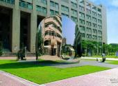 台湾新竹交通大学校园风光 之 雕塑