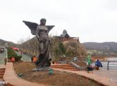 大连棠梨湖公园旅游攻略 之 母爱雕塑
