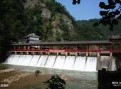 远安鸣凤山风景区旅游攻略 之 风雨桥