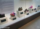 北京中央民族大学民族博物馆校园风光 之 中国少数民族头饰文化展厅
