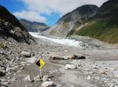 新西兰福克斯冰川旅游攻略 之 警示牌