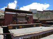 西藏白居寺旅游攻略 之 拉基大殿