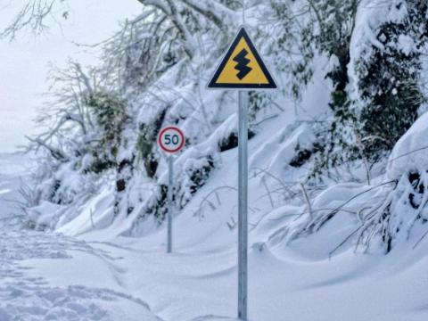 南国赏雪仙境——瓦屋山