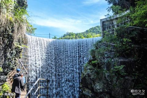 石台醉山野原生态旅游度假区旅游攻略 之 踏瀑戏水