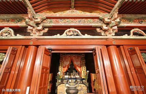 日本醍醐寺旅游攻略 之 理源大师像