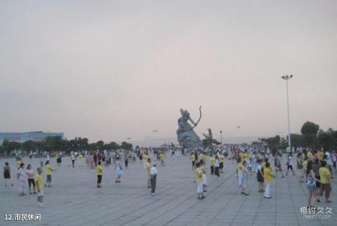 岳阳巴陵广场旅游攻略 之 市民休闲