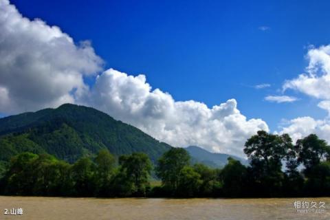 临江江心岛陈云公园旅游攻略 之 山峰