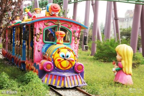 北京石景山游乐园旅游攻略 之 童话火车