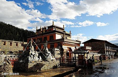 霞给藏族文化村旅游攻略 之 噶丹·德吉林寺