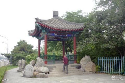 北京滨河公园旅游攻略 之 亭台