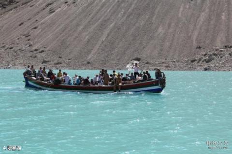 巴基斯坦罕萨河谷旅游攻略 之 堰塞湖