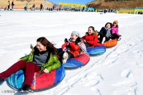 太原九龙滑雪场旅游攻略 之 滑雪圈道