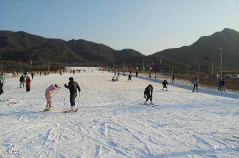 北京汇通诺尔狂飚乐园旅游攻略 之 滑雪场