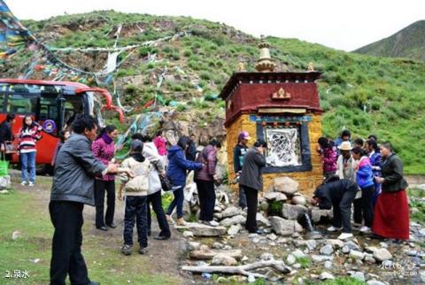 拉萨楚布寺旅游攻略 之 泉水