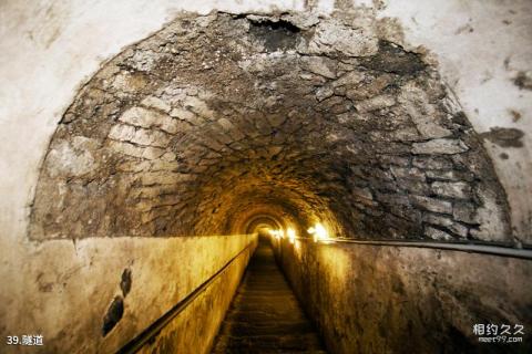 意大利那不勒斯旅游攻略 之 隧道