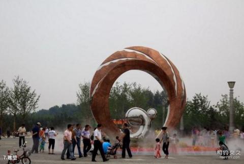 大兴新城滨河森林公园旅游攻略 之 雕塑