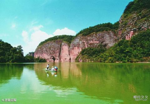 九龙潭漂流旅游攻略 之 圣象迎客