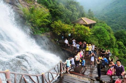 广东白水寨风景名胜区旅游攻略 之 瀑鸣台