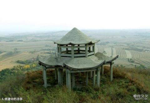 铁岭大台山灵山寺风景区旅游攻略 之 修建中的凉亭